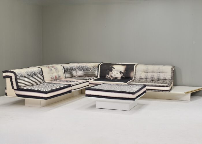 Jean Paul Gaultier 'Mah Jong' sofa by Hans Hopfer for Roche Bobois, France - circa 1970 | #S12391